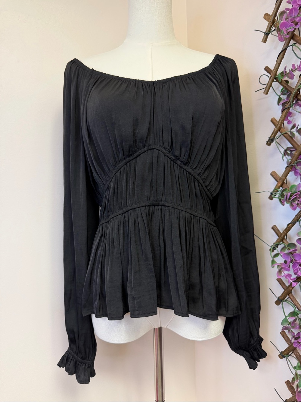 Nine West Witchy Black Peasant-Style Long Sleeve Top